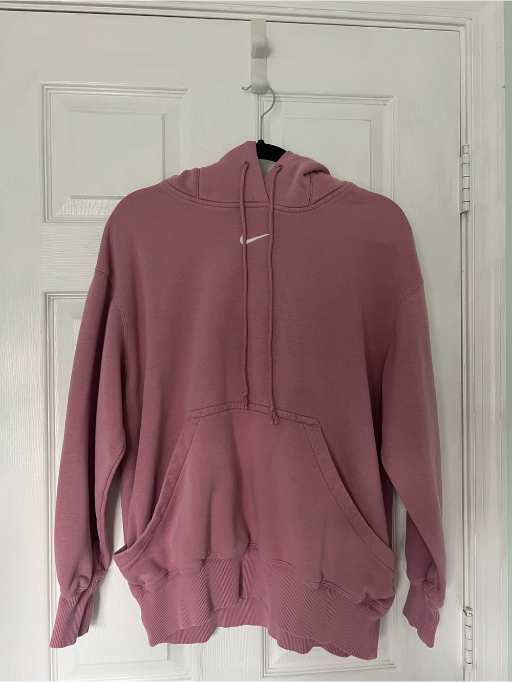 Nike Mauve Pink Pullover Hoodie with Swoosh